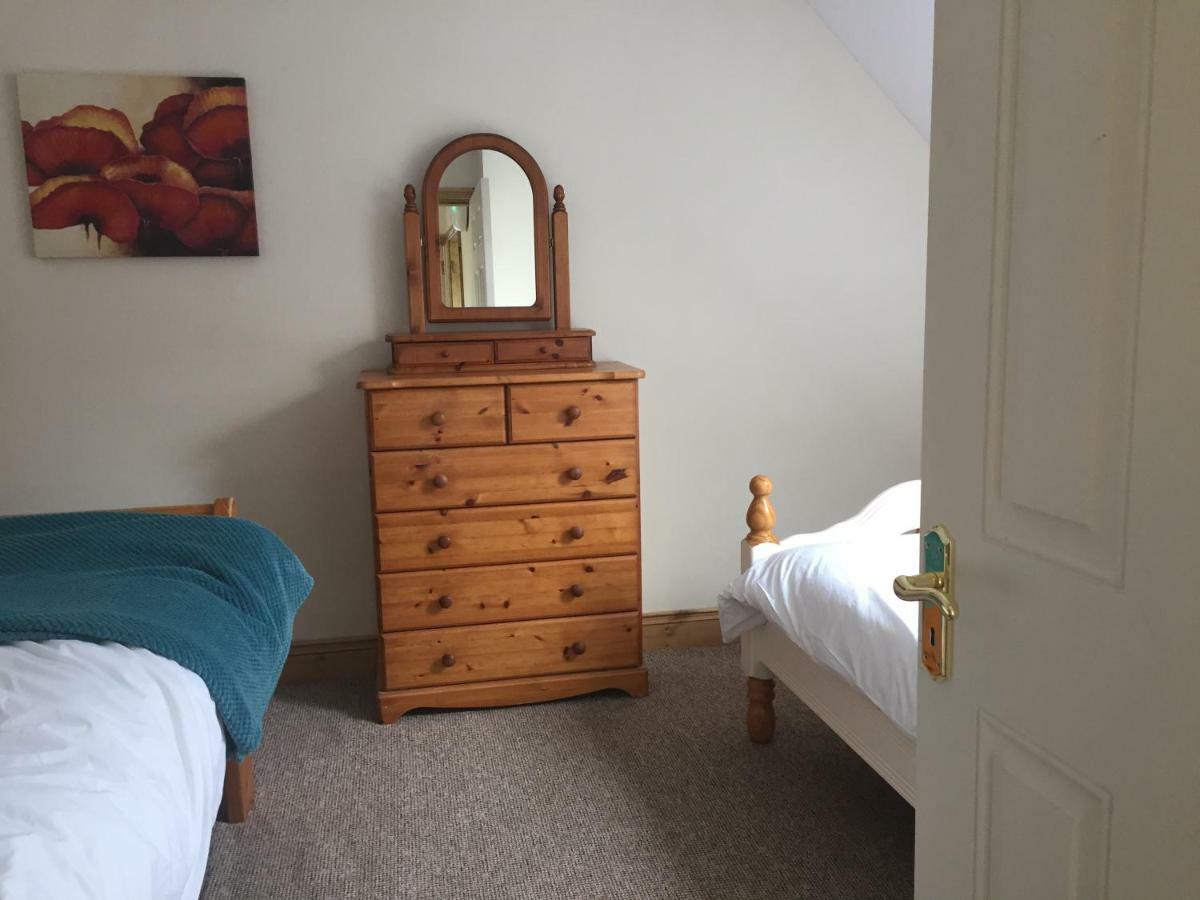 Redington House Selfcatering Accommodation Cobh Dış mekan fotoğraf