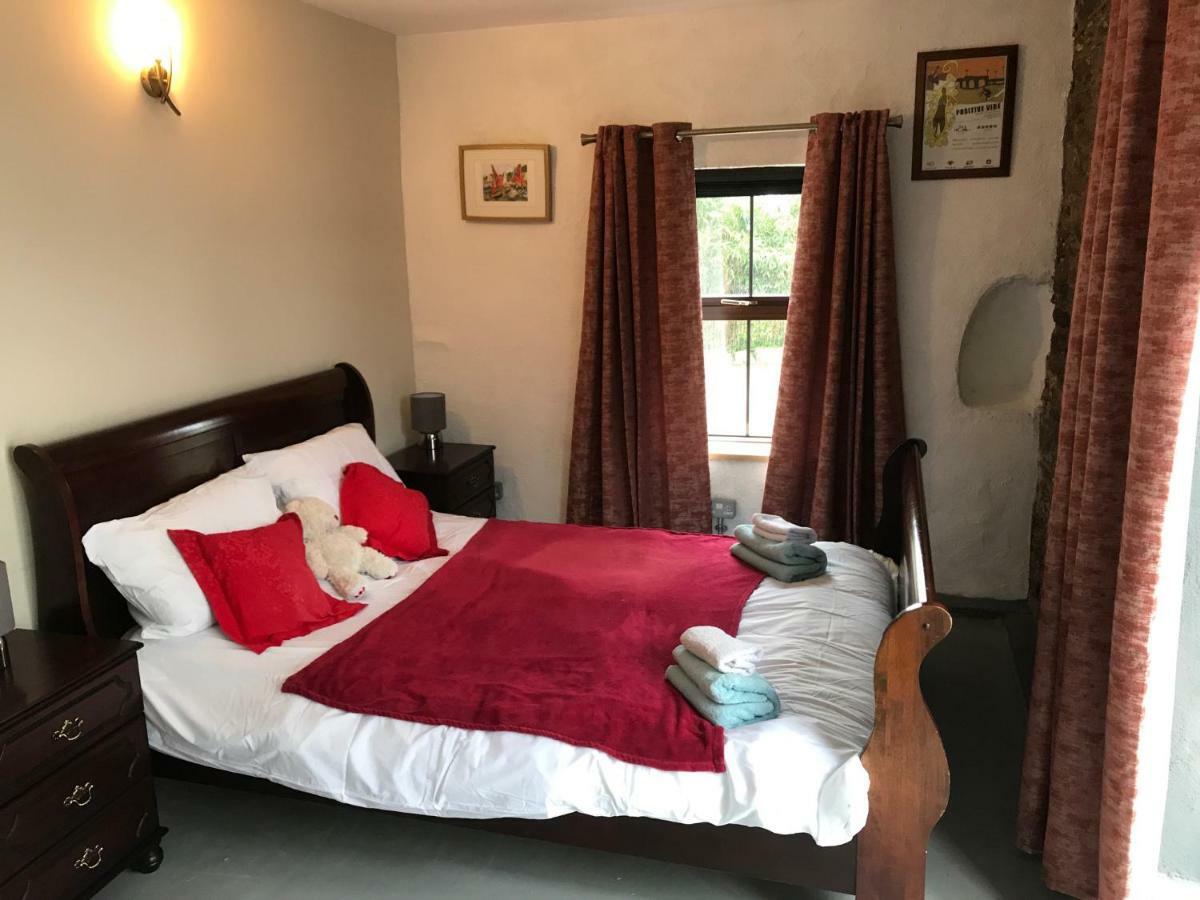 Redington House Selfcatering Accommodation Cobh Dış mekan fotoğraf